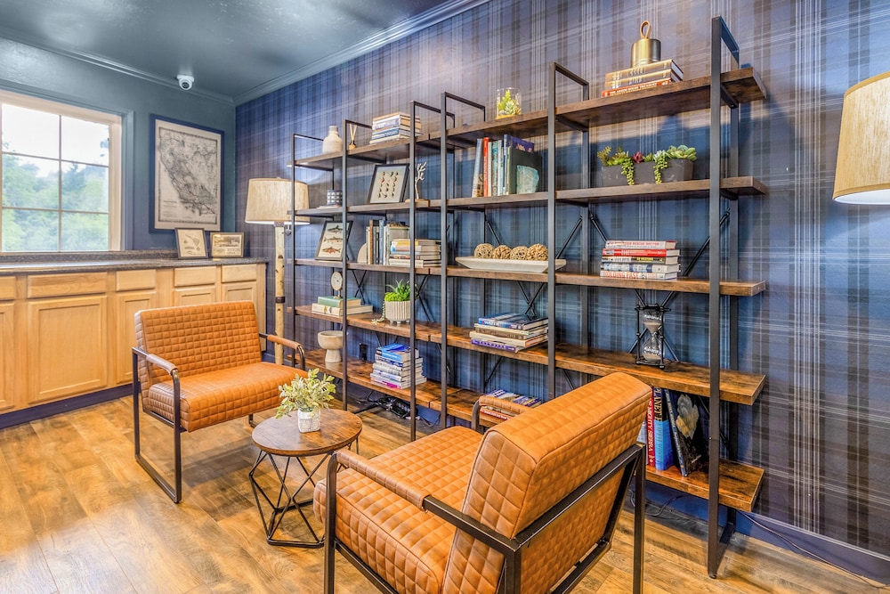 Dunsmuir Inn & Suites by null