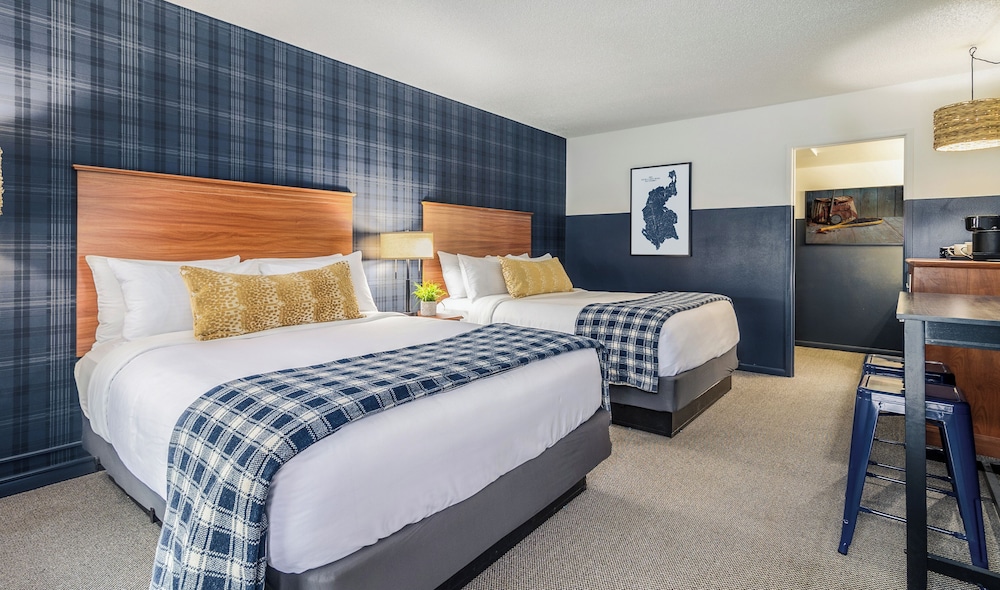 Dunsmuir Inn & Suites by null
