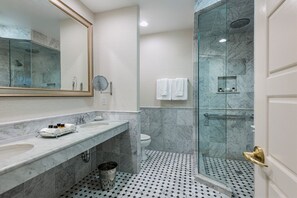 Bathroom - Wayne Hotel (Wayne)
