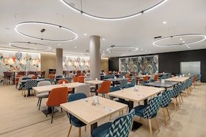 Daily buffet breakfast for a fee - Danubius Hotel Hungaria City Center (Budapest)
