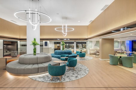 Lobby. Danubius Hotel Hungaria City Center