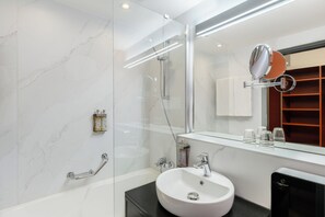 Gratis toiletartikler, hårtørrer, håndklæder, Sæbe
