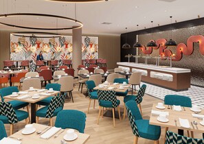 2 restaurants, breakfast, lunch, dinner served; international cuisine  - Danubius Hotel Hungaria City Center (Budapest)