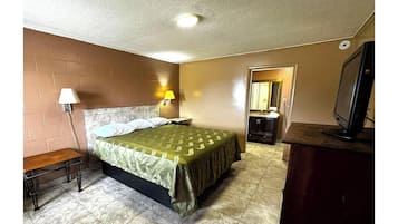 Room, 1 King Bed, Smoking | Desk, laptop workspace, iron/ironing board, free WiFi