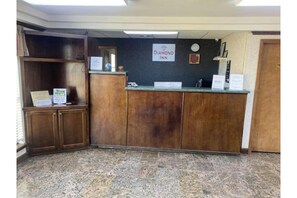 Reception - Diamond Inn Forrest City I-40 (Forrest City)