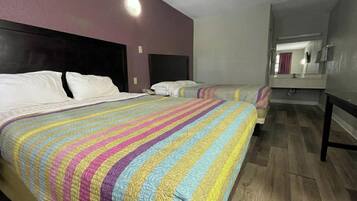 Room, 2 Queen Beds, Non Smoking