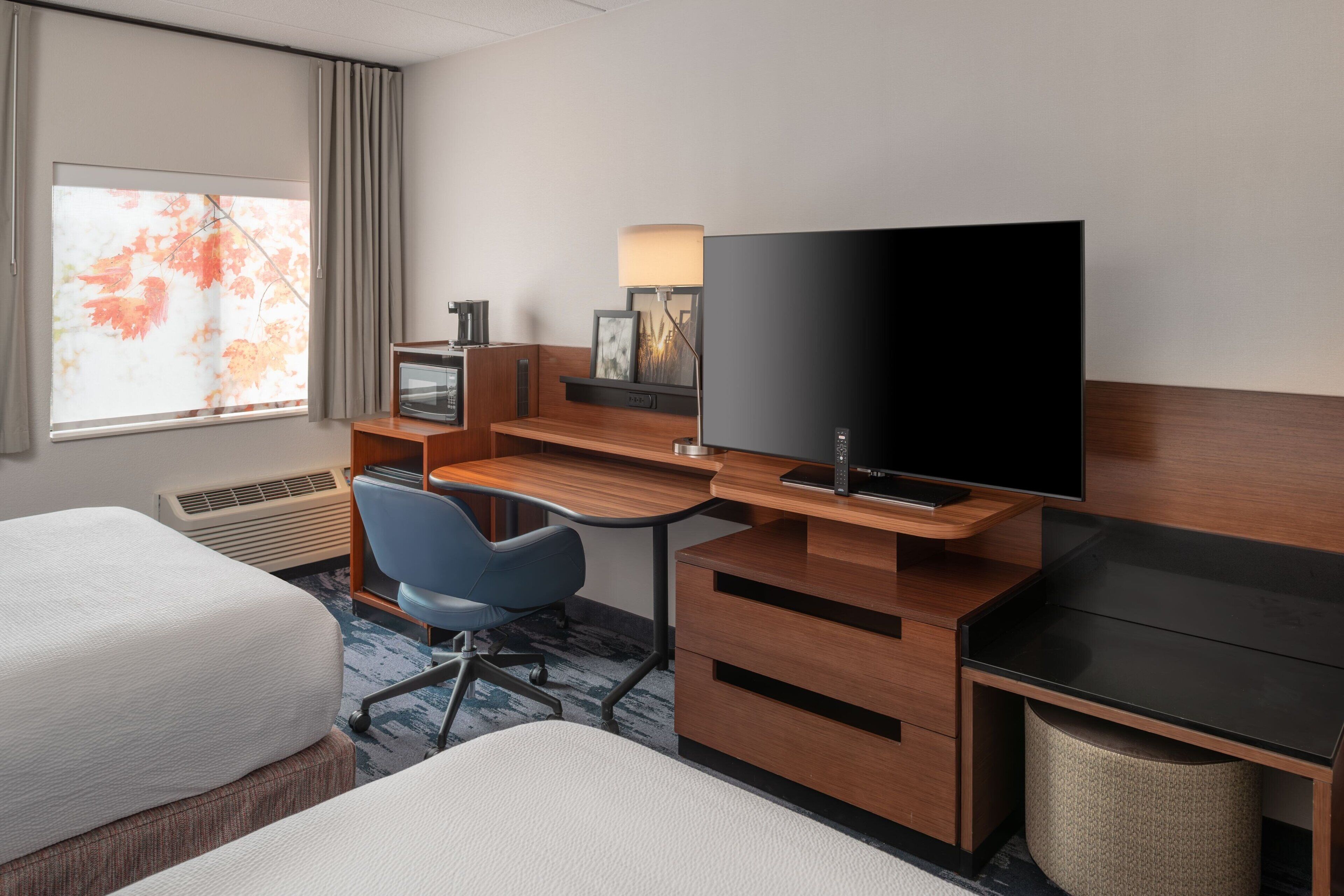 Ropa de cama de alta calidad y escritorio 