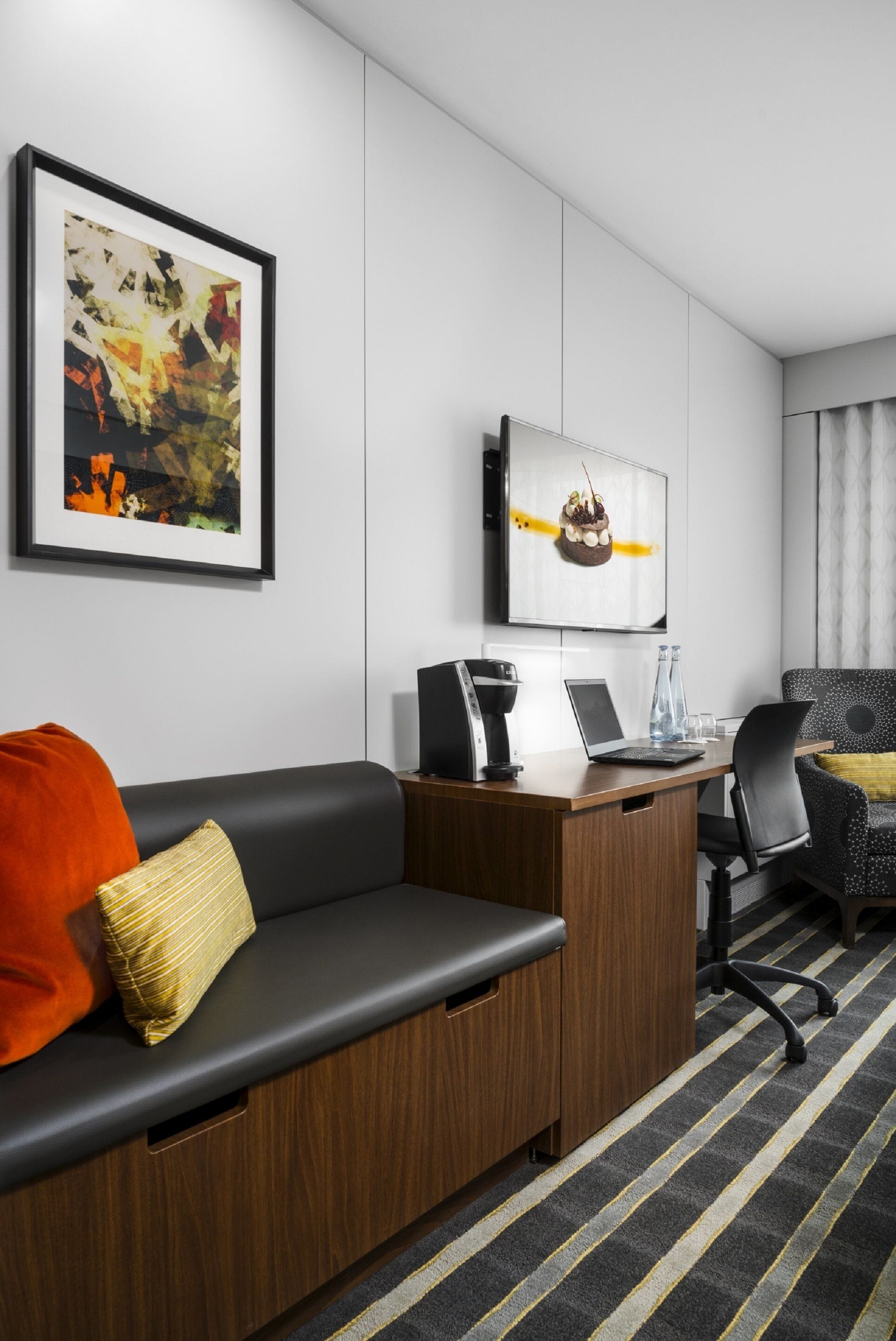 studio, 1 king bed | 1 bedroom, premium bedding, pillow-top beds, in-room safe