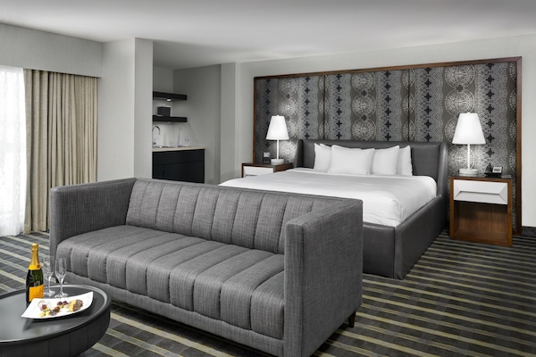 Suite de luxe, 1 llit de matrimoni gran, balcó | 1 dormitori i roba de llit d'alta qualitat