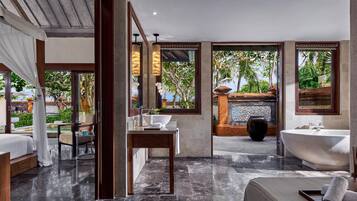 Separate bathtub and shower, spring water bathtub, rainfall showerhead