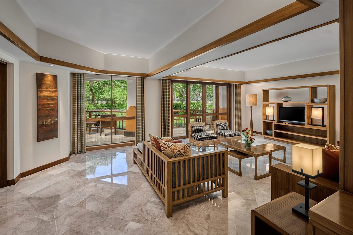 grand suite, 1 king bed (deluxe) | view from room