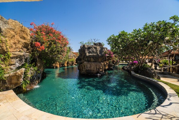 5 outdoor pools, open 8:00 AM to 7:00 PM, pool umbrellas - Grand Hyatt Bali (Nusa Dua)
