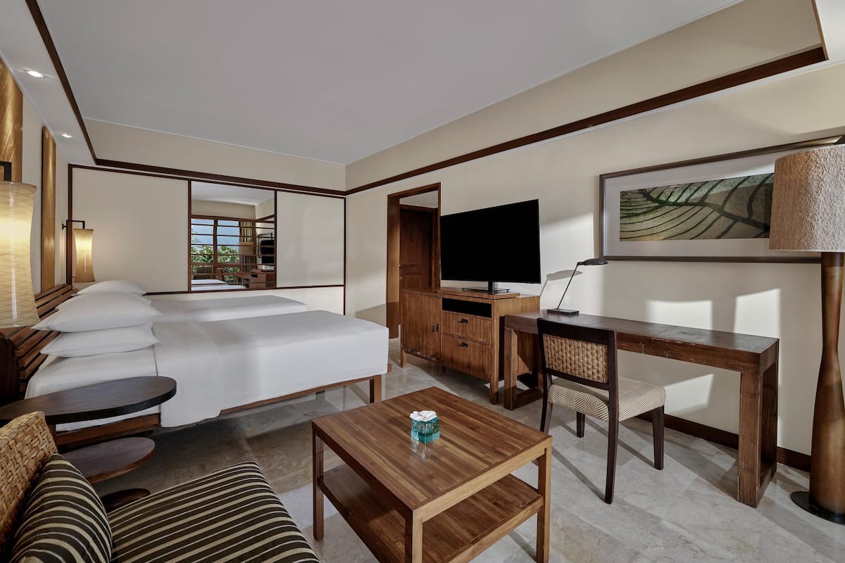 Deluxe Room, 2 Single Beds (Club Access)