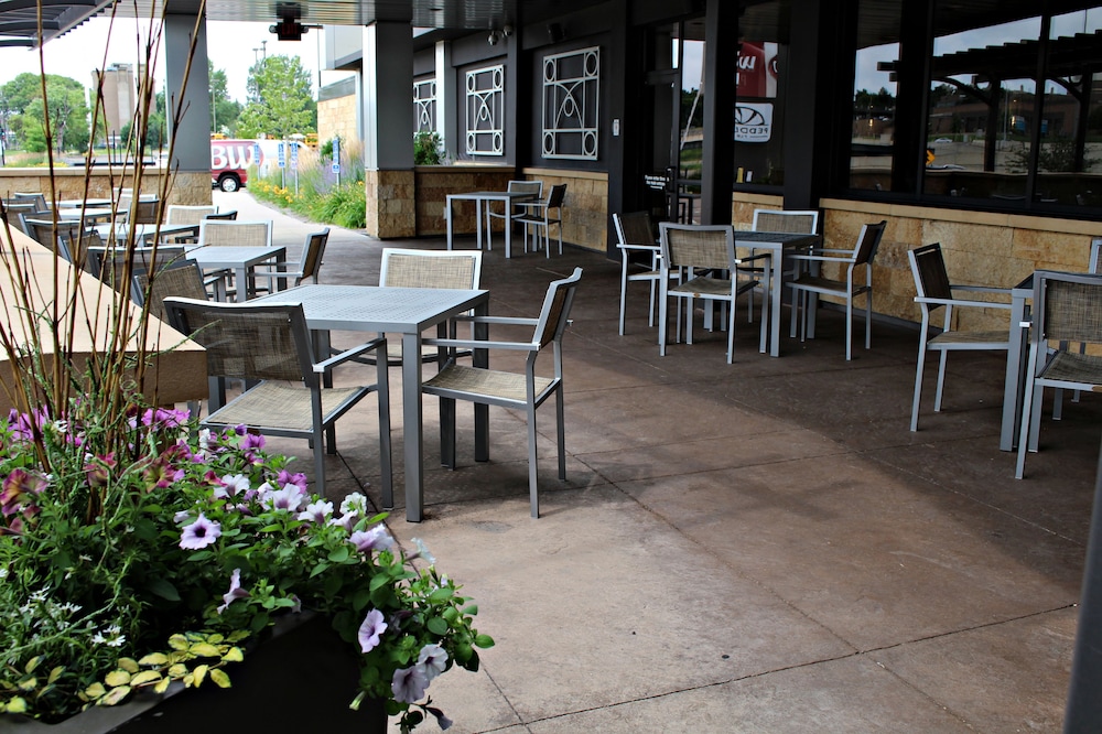 Radisson Hotel St. Paul Downtown by null