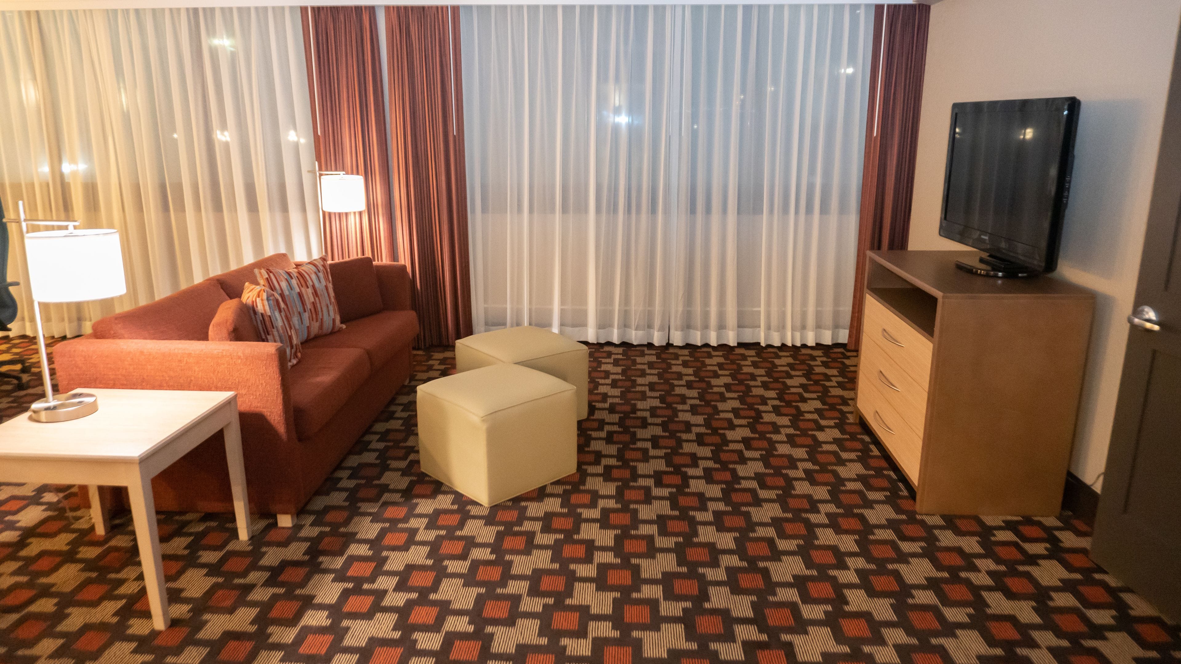 42-inch tv with cable channels