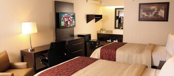 Red Roof Inn PLUS+ Philadelphia Airport