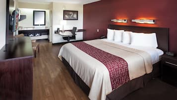 Premium bedding, in-room safe, desk, laptop workspace