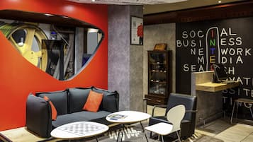 Sala de estar en el lobby