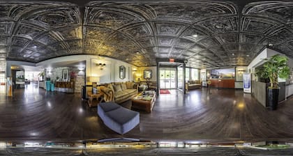 New Hope Inn & Suites
