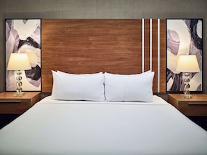 Suite, 1 King Bed with Sofa bed (Preferred Suite King) | 1 bedroom, premium bedding, pillow-top beds, in-room safe