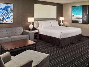 Habitación, 1 cama de matrimonio grande con sofá cama | Ropa de cama de alta calidad y colchones con acolchado adicional