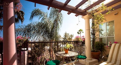 Best Western Plus Sunset Plaza Hotel