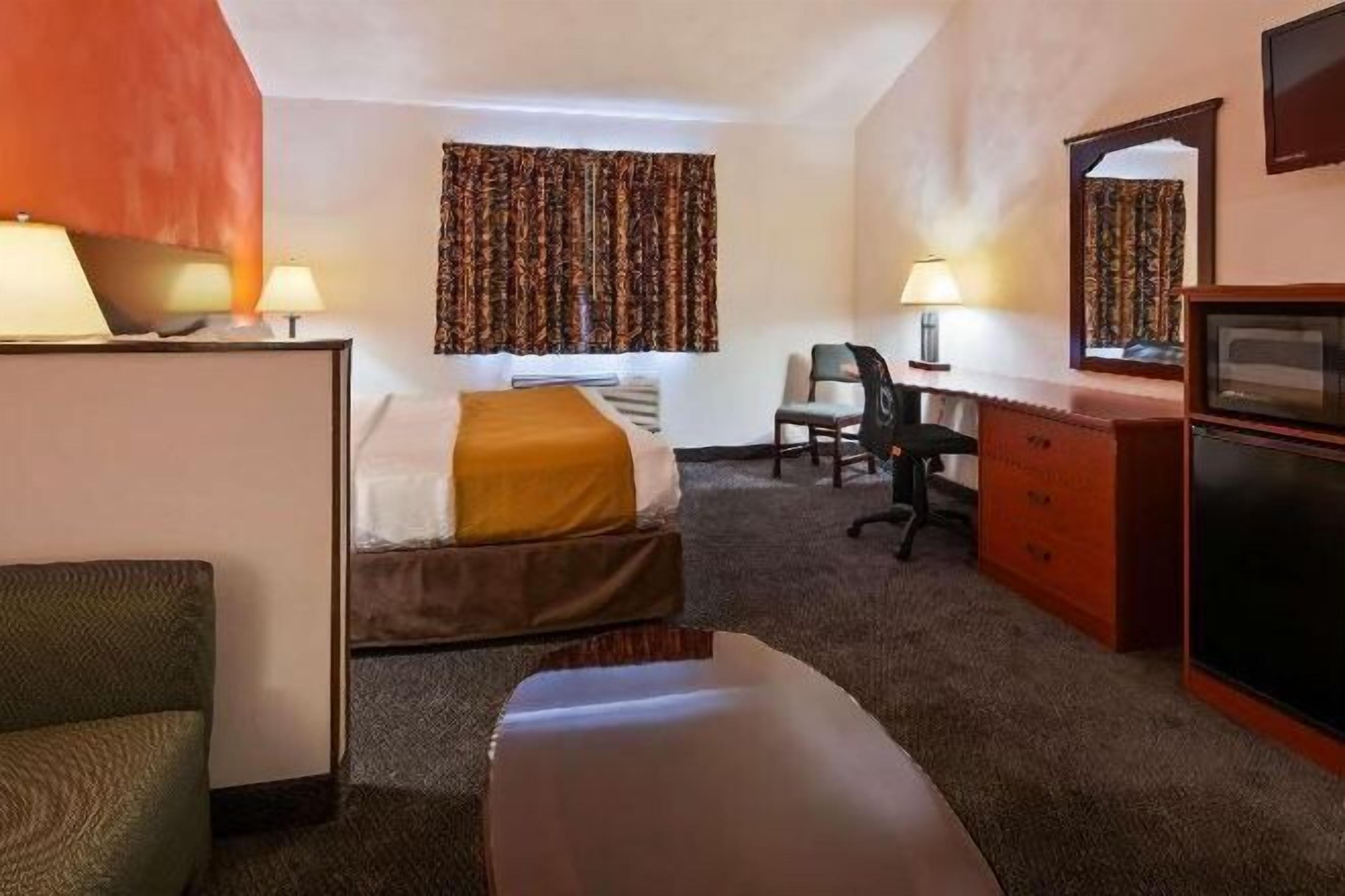 Bureau, espace de travail pour ordinateurs portables