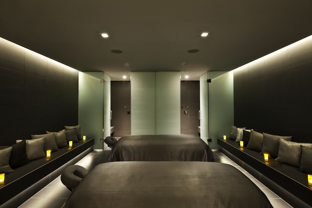 The Rittenhouse Hotel by null