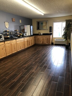 Breakfast area - Scottsbluff Inn (Scottsbluff)