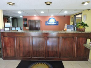 Reception - Days Inn by Wyndham Conover-Hickory (Newton)