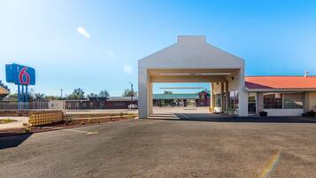 Entrada al alojamiento