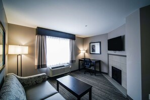 1 bedroom, premium bedding, pillowtop beds, in-room safe