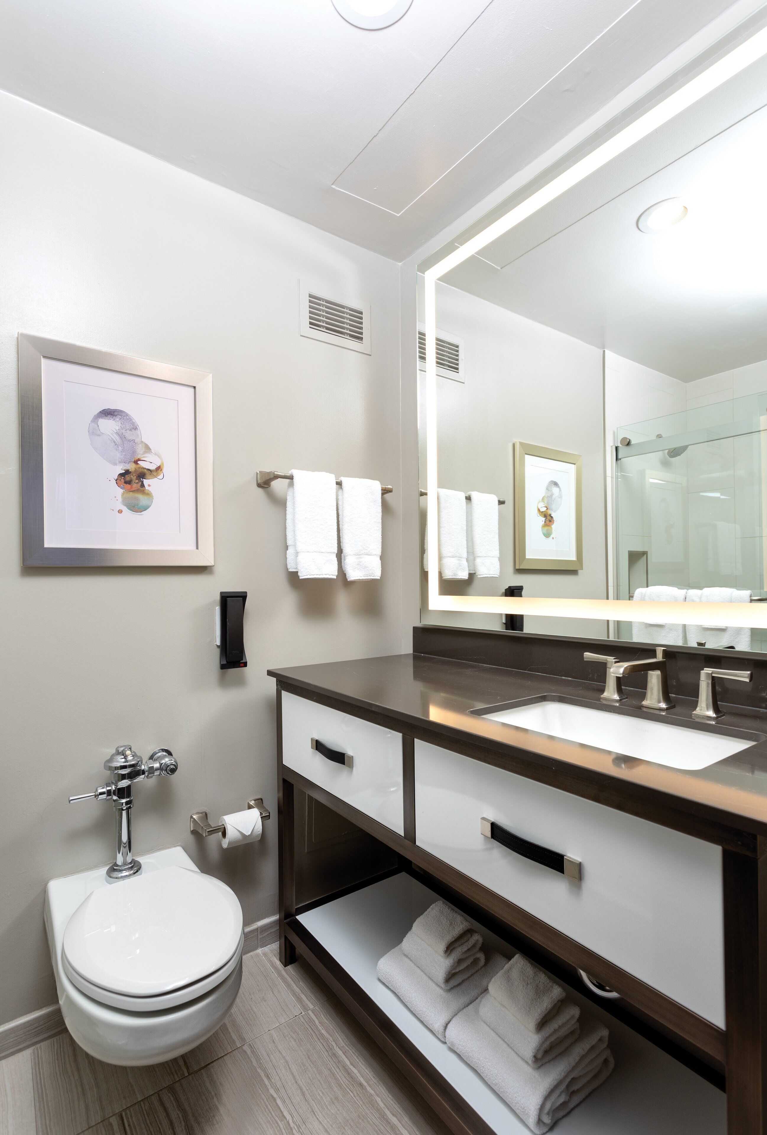 studio suite, 1 king bed with sofa bed, kitchenette | bathroom | shower, free toiletries, hair dryer, towels