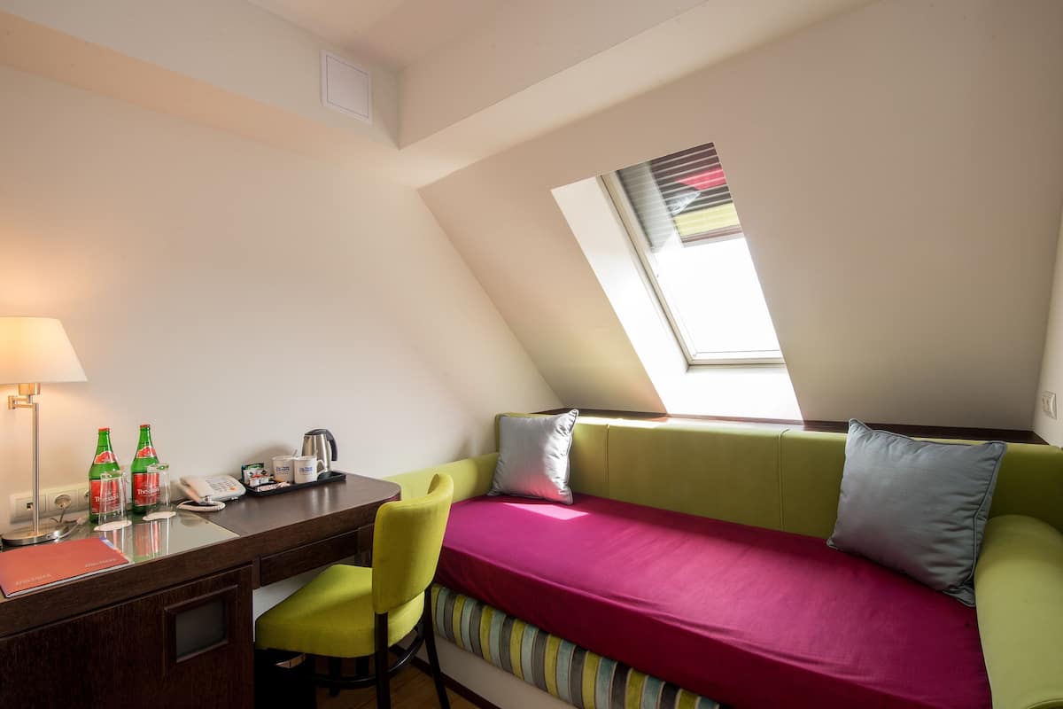 Literie de qualité, lit avec matelas Select Comfort, coffre-fort