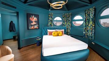 Celebration Room | Ropa de cama de alta calidad, colchones Select Comfort, caja fuerte
