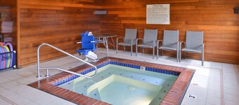 Hampton Inn Portland East