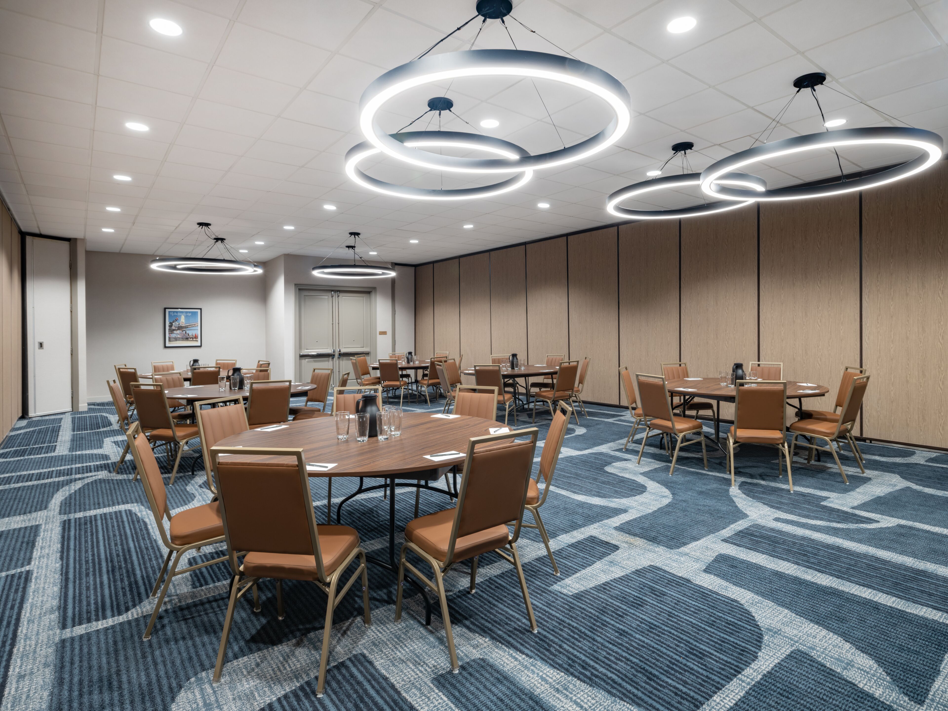 Photo - Staybridge Suites Chicago O'Hare - Rosemont by IHG