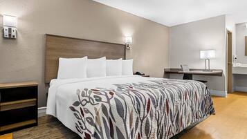 In-room safe, desk, blackout drapes, cribs (free)