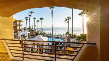 Suite junior, 2 camas Queen size, vista al océano | Vista desde la habitación