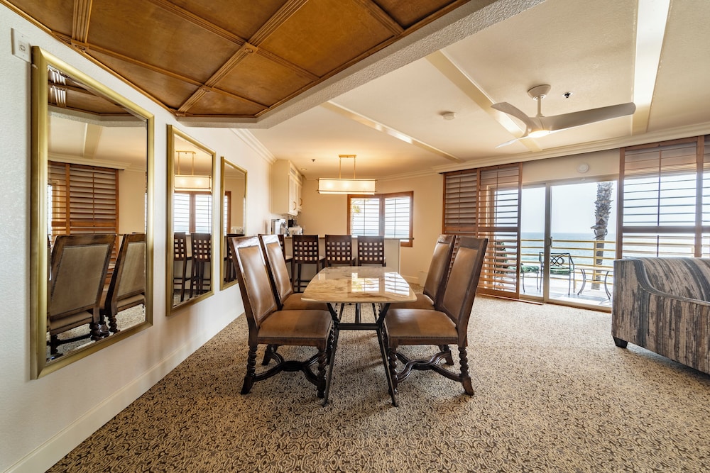 Pacific Terrace Hotel by null