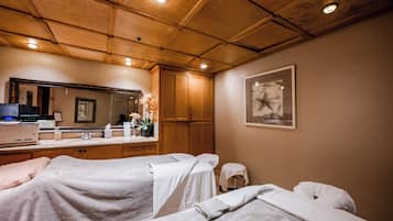 Deep-tissue massages, Swedish massages, prenatal massages