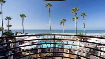 Suite (Pacific Sunset) | 1 Schlafzimmer, Allergikerbettwaren, Zimmersafe, Schreibtisch