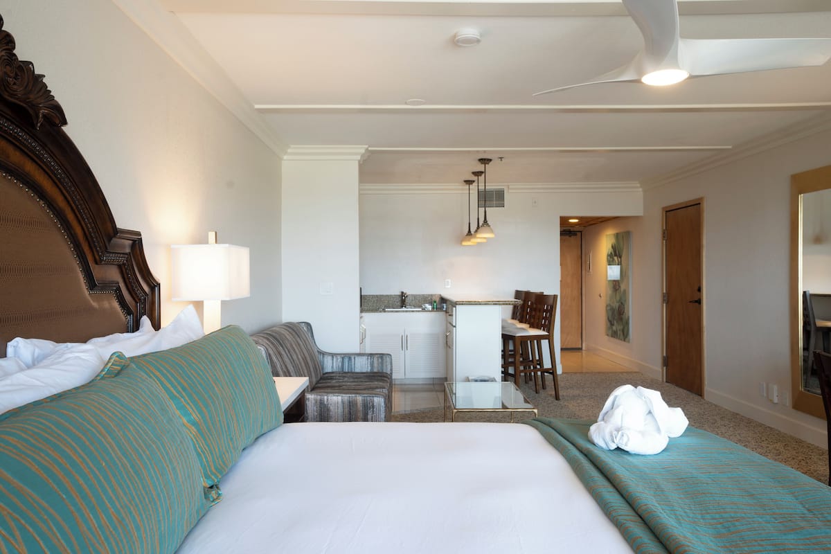 1 Schlafzimmer, Allergikerbettwaren, Zimmersafe, Schreibtisch