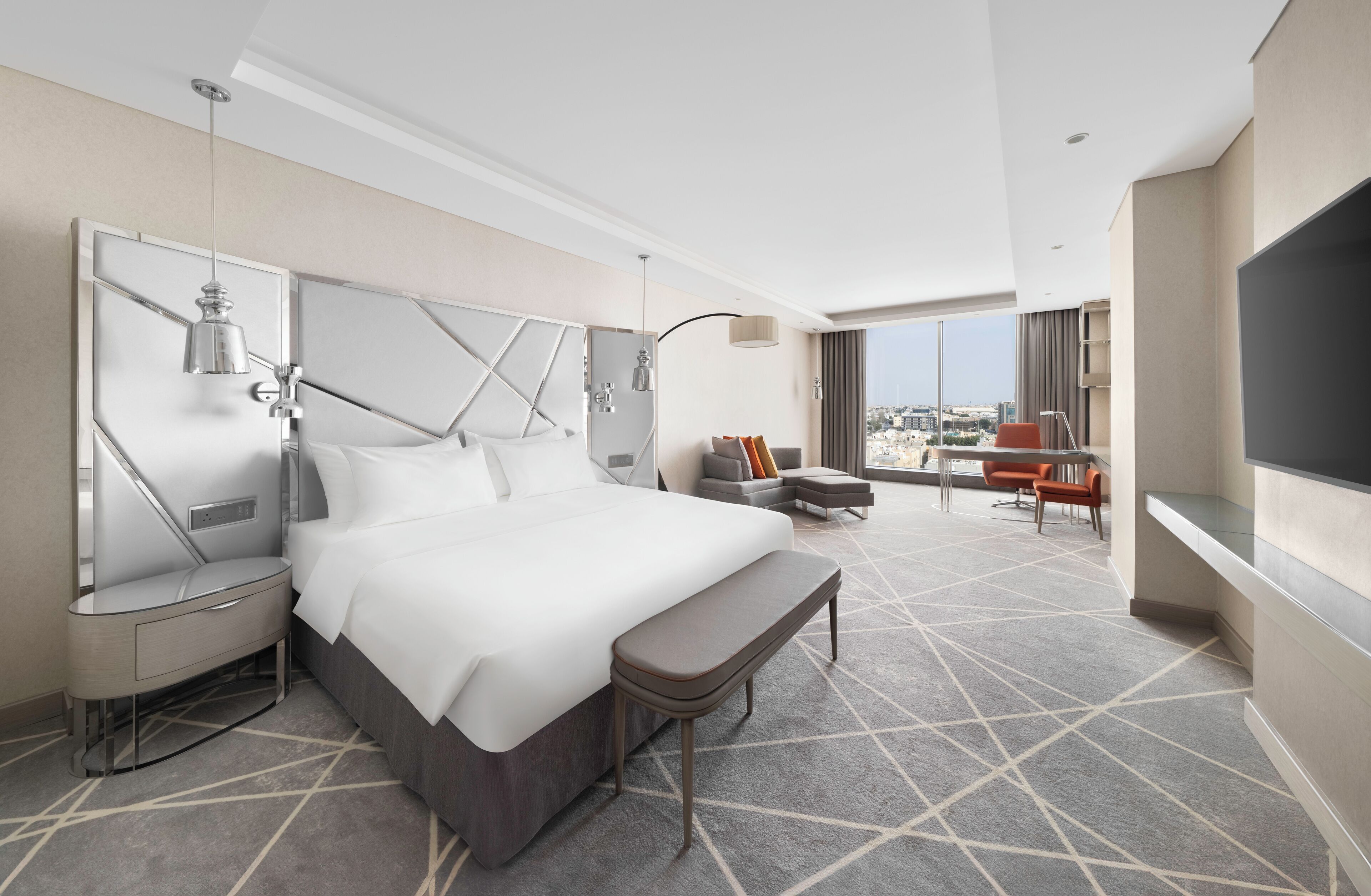 行政客房 (Lounge Access) | 1 間臥室、義大利 Frette 床單、高級寢具、羽絨被