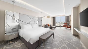 行政客房 (Lounge Access) | 1 間臥室、義大利 Frette 床單、高級寢具、羽絨被