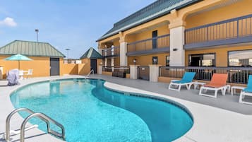 Seasonal outdoor pool