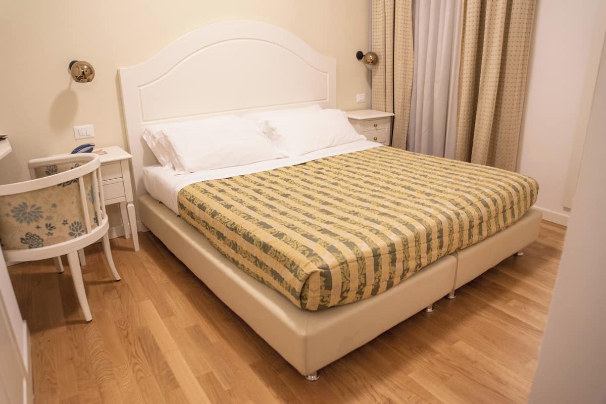 Double Room Single Use