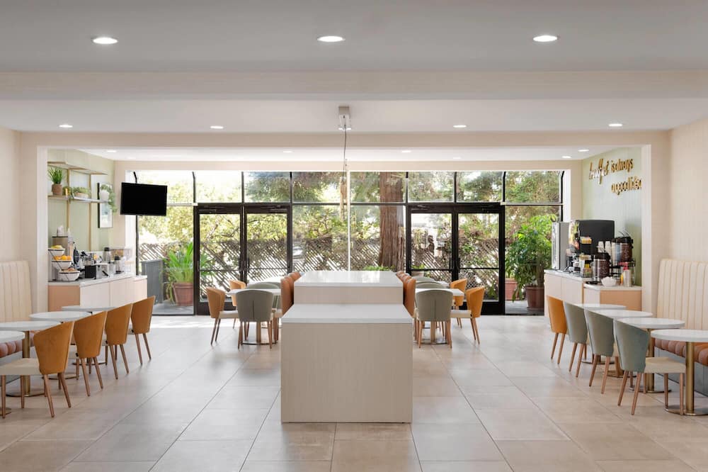 Wyndham Garden Newark/Fremont Silicon Valley