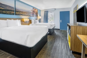 Chambre Double, 2 lits doubles, non-fumeurs | Bureau, fer et planche à repasser, lits bébé (gratuits), Wi-Fi gratuit