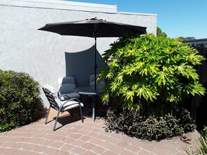 BBQ/picnic Area - Sundowner Motel (Blenheim)